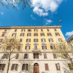 Crescenzio 74 Boutique By Ghor بيت ضيافة 3*