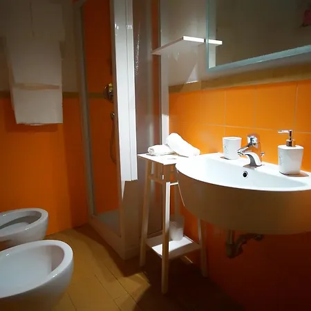 招待所 Day By Day Di Ghor 4*